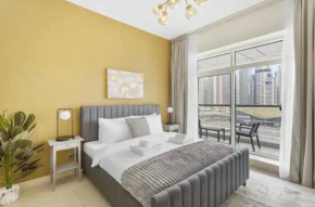 38th Floor Luxe Studio in JVC, Centrally Located, Swimming Pool & Gym, MUST VIEW